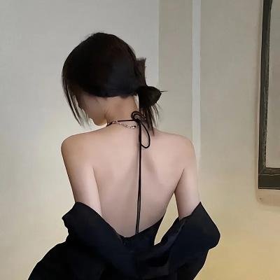 红衬衫